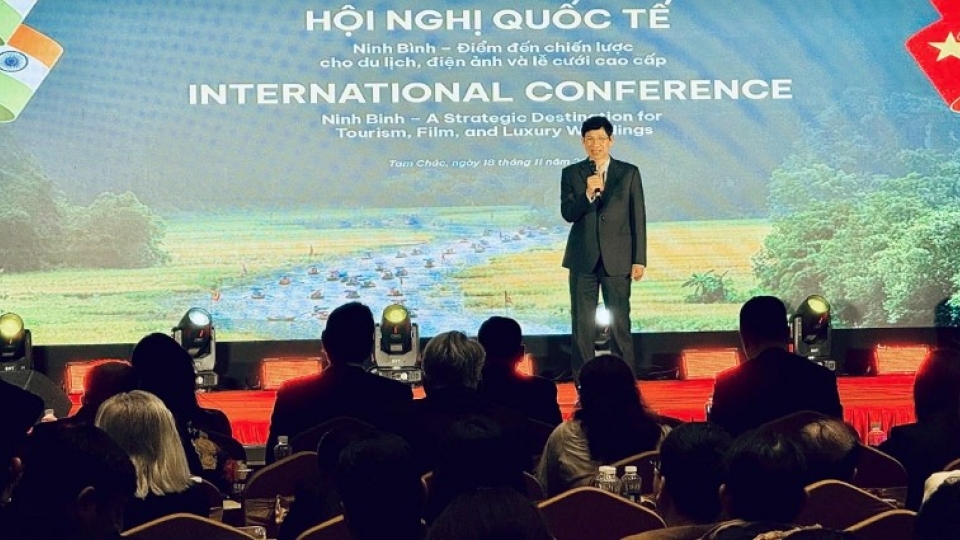 Ninh Binh promotes tourism through cinema and luxury wedding services